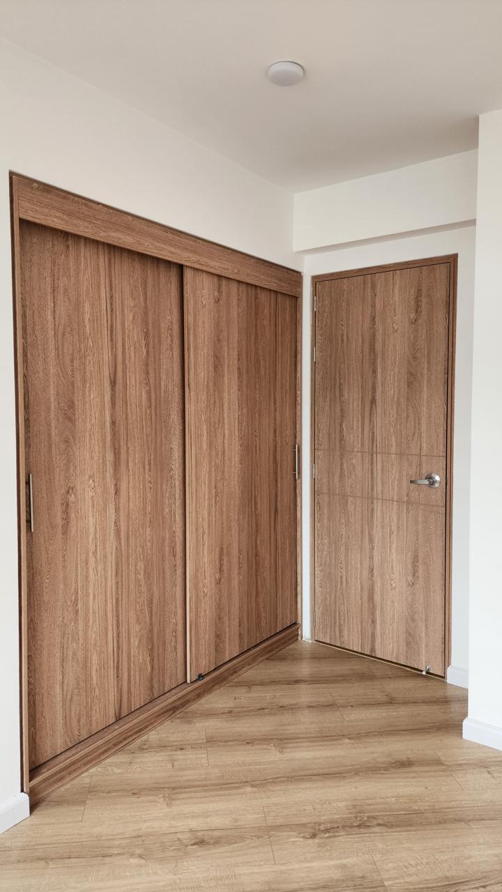 Carpintería a medida — closet en madera en Bogotá — Vertika Remodelaciones