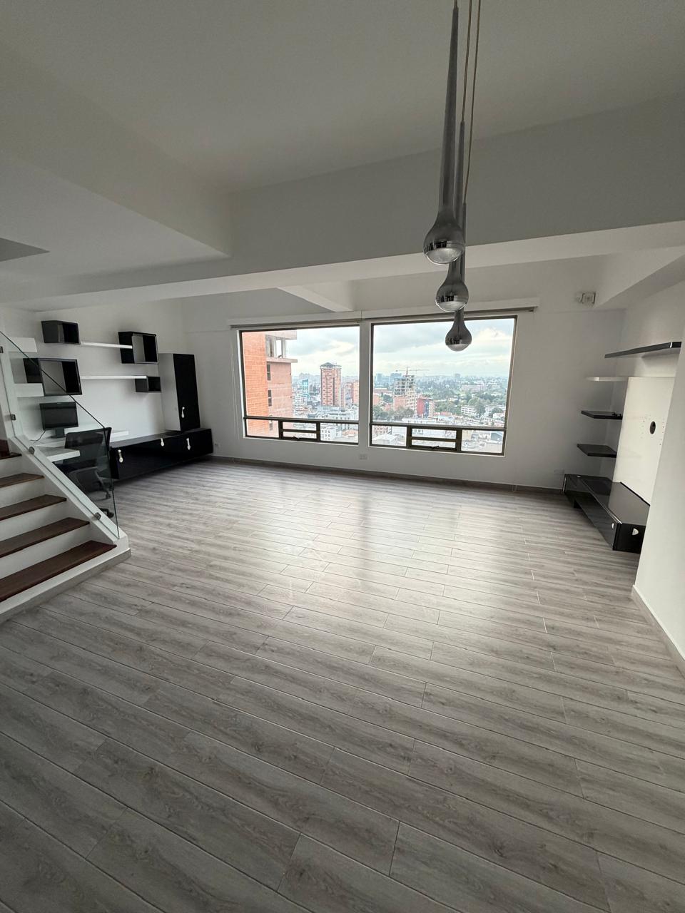 Remodelación integral de apartamento dúplex en Bogotá — Vertika Remodelaciones